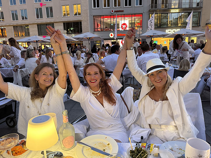 Diner en Blanc auf dem Marienplatz am 22.07.2025 (©Foto: Martin Schmitz)